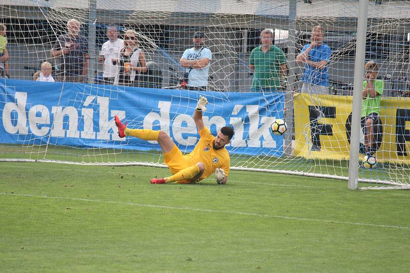 Fotbalisté Prostějova (v modrém) porazili Brno 2:1.