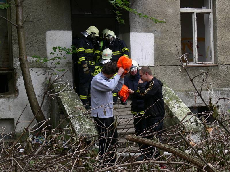 Cvičení IZS v Jezdecké ulici v Prostějově