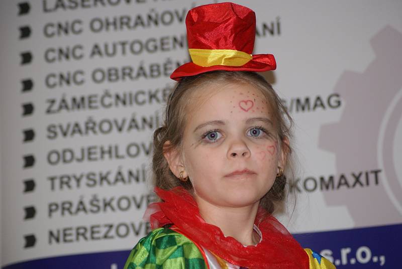 Hurá do cirkusu - dětský maškarní karneval v Žárovicích 2019