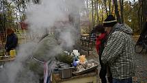 Zabíjačkové hody v prostějovském lesoparku Hloučela v bistru U Matesů, 13. 11. 2021