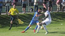 Fotbalisté Prostějova (v modrém) porazili Vyškov 2:1