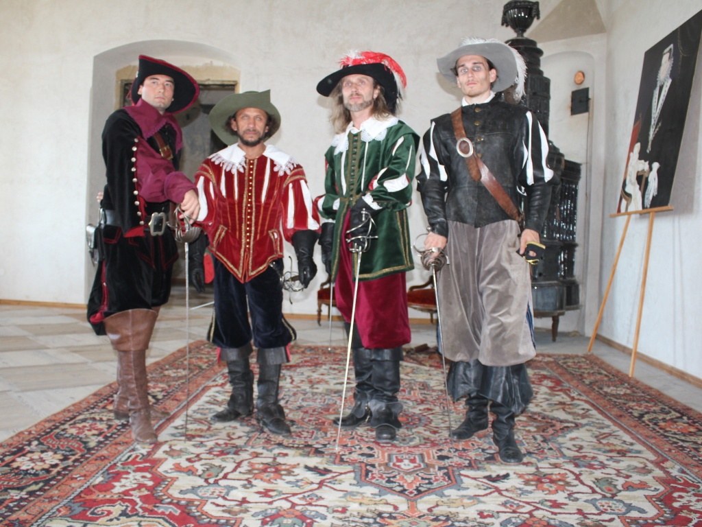 Mušketýři návštěvníkům plumlovského zámku vyrazili dech - Prostějovský deník
