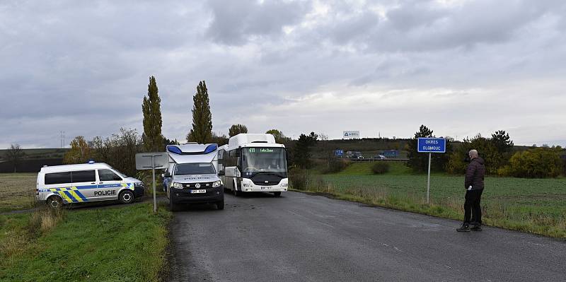 Ve čtvrtek 29. října po desáté hodině ranní se do pole u Olšan u Prostějova zřítil ultralight, pilot byl na místě mrtvý. 29.10. 2020