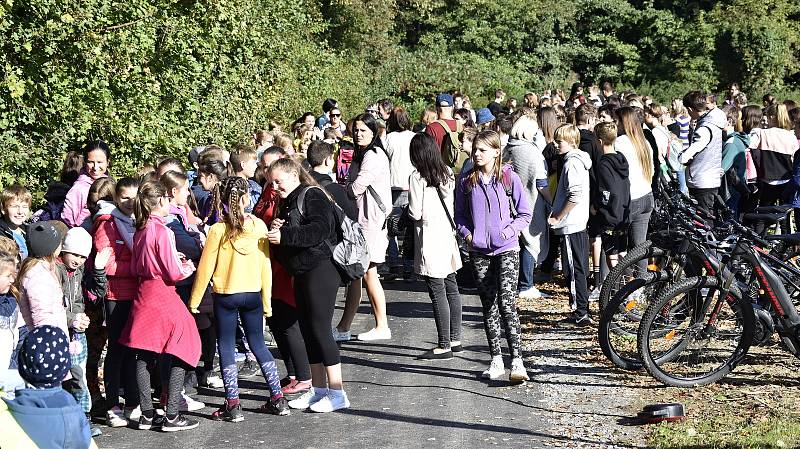 Slavnostní otevření cyklostezky spojující Plumlov s Mostkovicemi podél plumlovské přehrady. 1.10. 2021