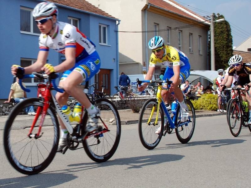 Luděk Helis a Matyáš Strupek se první polovině závodu pohybovali při sobě