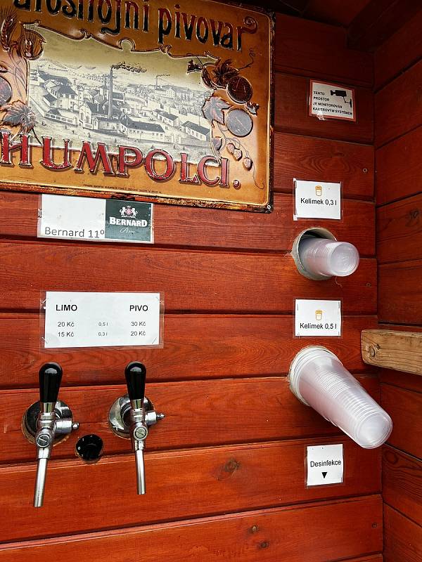 Pivní budka v obci Malé Hradisko, 6. srpna 2022