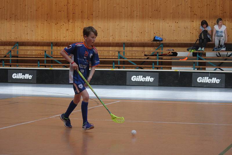 Florbalisté Playmakers Prostějov si zpestřili letní přípravu: pro své dorostence a další tři týmy připravili turnaj.