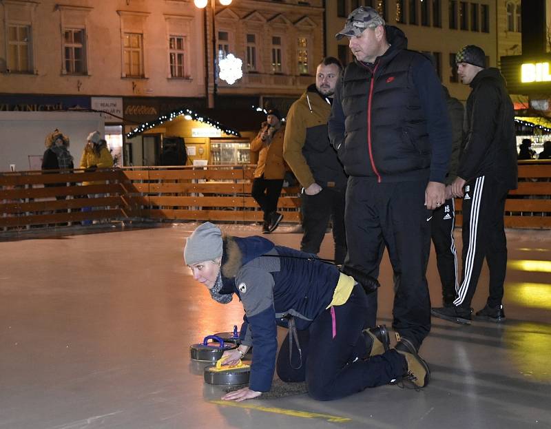 Hanácké curling na prostějovském mobilním kluzišti, 3.12. 2021
