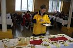 Lidé na Zeliádě mohli ochutnat a zhodnotit nejen zelí. Foto: Deník/Michal Sobecký