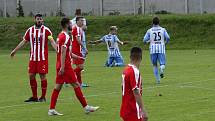 Fotbalisté Prostějova (v modro-bílém) porazili Vítkovice 4:1.