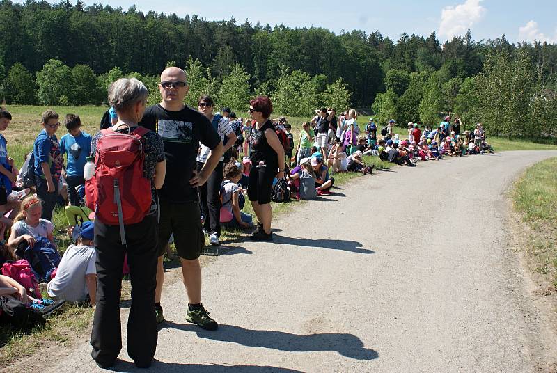 Den dětí s vojenskými lesy v lokalitě Osina v Krumsíně - 4. 6. 2019