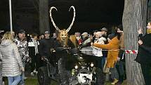 Mikulášská nadílka spojená s průvodem alpských čertů Krampusáků potěšila U Rockyho davy lidí. 4.12. 2022