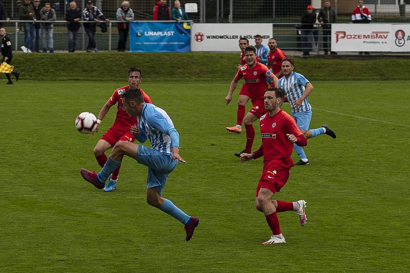 Prostějov (v modro-bílém) remizoval s Brnem 0:0.