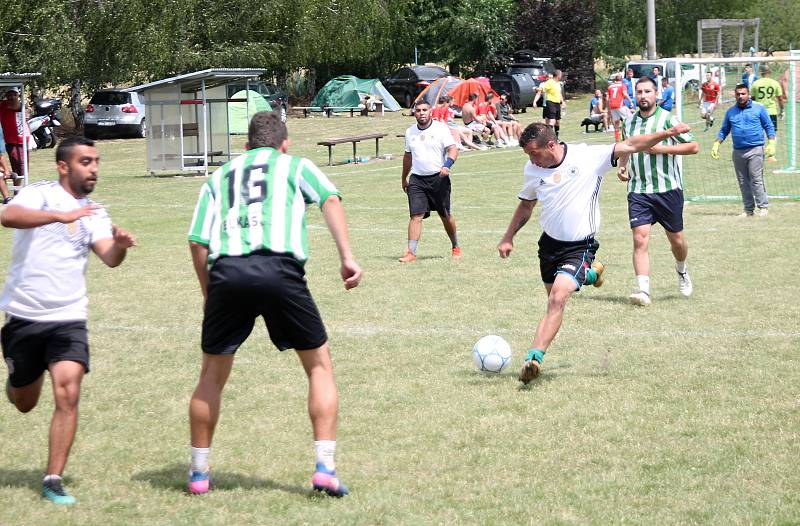 V Krumsíně se odehrál 22. ročník turnaje v malé kopané a vítězem se stal tým FC Pivo