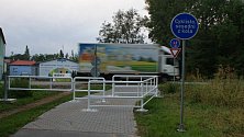 Nové zábradlí při ústí cyklostezky z Prostějova do Mostkovic na "Hitlerovu dálnici"