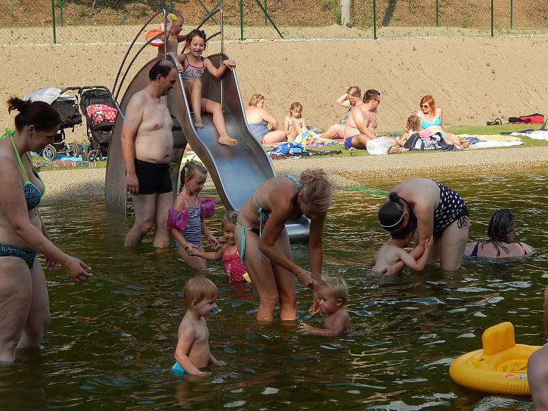 Koupací biotop v Otaslavicích na Prostějovsku - 4. srpna 2018