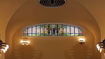 Obnovená secesní vitráž a rekonstruovaný vestibul v prostějovském divadle