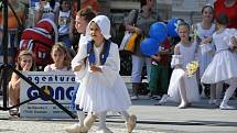 Prima den s Deníkem v Prostějově. Vystoupení dětí z Baletního studia při Moravském divadle Olomouc s ukázkami soutěžních choreografií a z čísel klasických baletů