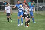 Fotbalisté Prostějova (v modrém) doma porazili Rýmařov 5:1. Martin Sus (Prostějov)