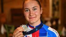 Dráhová cyklistka Gabriela Bártová získala na mistrovství Evropy juniorek stříbro ve vylučovacím závodě.
