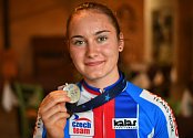 Dráhová cyklistka Gabriela Bártová získala na mistrovství Evropy juniorek stříbro ve vylučovacím závodě.