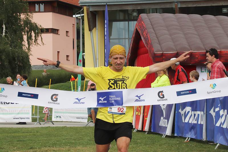 Lipno Sport Fest 2019 v sobotu zahájil půlmaraton v rámci Mizuno Trail Running Cupu 2019.