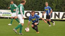 Oblastní I.B třída (skupina A) - 9. kolo: TJ Malše Roudné B (zelené dresy) - FK Spartak Kaplice 1:2 (1:2).