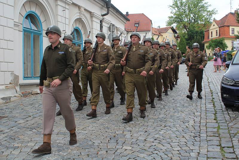 Český Krumlov připomněl Československou samostatnou obrněnou brigádu z 2. světové války.