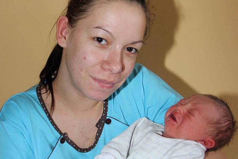 Prvorozený Samael Ferkl se narodil 14. prosince 2015 ve 13 hodin a 34 minut, měřil 48 centimetrů a vážil 3340 gramů. Novopečení rodiče Markéta Sztrapková a Zbyněk Ferkl budou svého potomka vychovávat ve Slavkově.