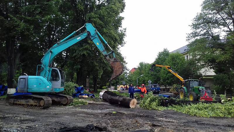 Linecká ulice v centru Kaplice prochází velkou rekonstrukcí.