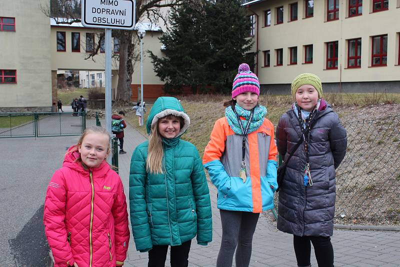 Vyšebrodské třeťačky mají z nečekaného volna radost, už vymýšlejí, jak ho stráví.