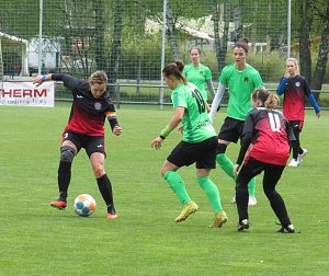 Fotbalová divize žen: Kaplice - Hradiště 1:3 (0:3).