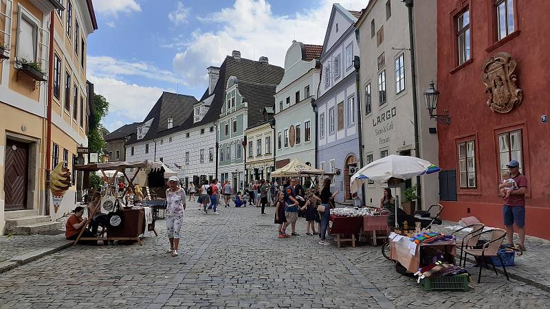 Druhou sobotu tento víkend pokračovaly v Českém Krumlově Zahradní slavnosti.