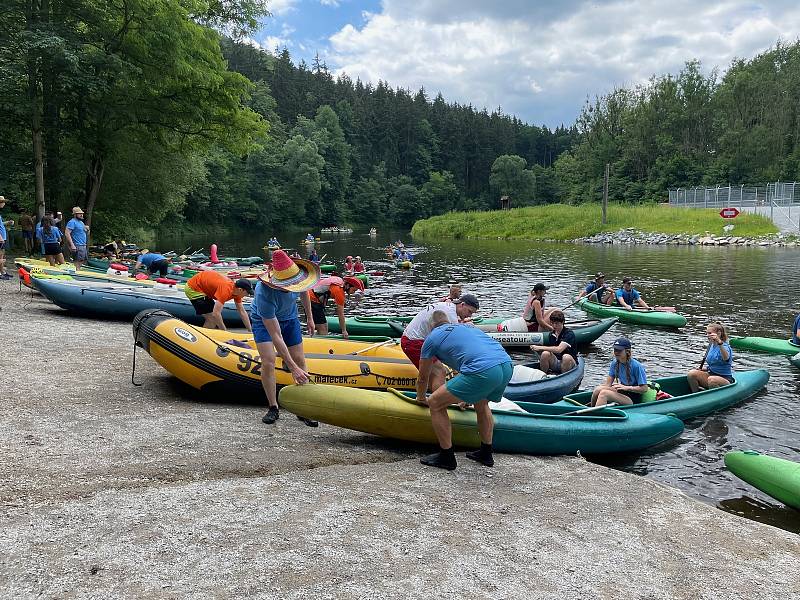 Vltava v sobotu ve švech nepraskala, hlavní nápor ale teprve přijde.