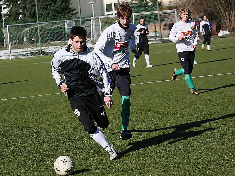 Sekyra Group Cup 2010 / FK Slavoj Český Krumlov - FK Slavoj Český Krumlov dorost 3:3 (2:1).