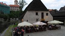 Soukenická žije! Krumlov slaví slunovrat.