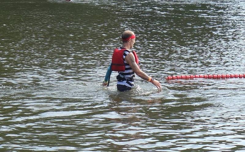 Extrémní závod Spartan dorazil na Lipno.