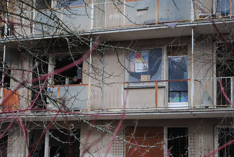 V hotelu Vyšehrad, odkud je krásný výhled na město, dál žijí bezdomovci a drogově závislí. Obyvatelé okolí z nich mají strach.