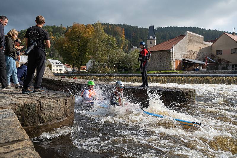 Start soutěžních kategorií z Rožmberka nad Vltavou