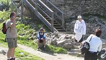 Vítkův hrádek je oblíbený kvůli přijemnému prostředí a skvělému výhledu na Lipno.