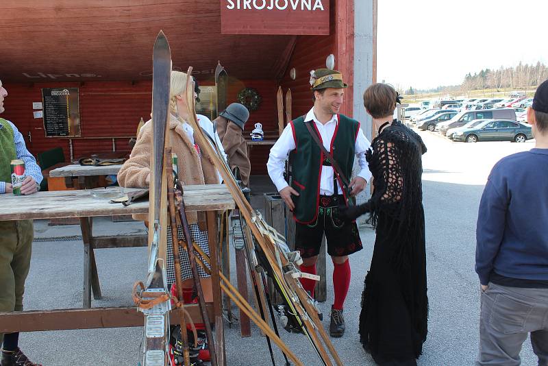 SkiClub Lipno se rozloučil se zimní sezónou.