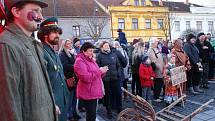 Masopustní muzika a vůně zabijačkových pochoutek se nesly kaplickým náměstím.