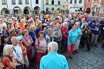 Členové Klubu českých turistů si dali dostaveníčko v Českém Krumlově a pak vyrazili na pochod.