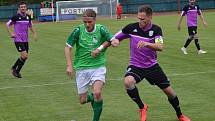 KP – vložené 16. kolo: FK Slavoj Český Krumlov (zelené dresy) – SK Jankov 1:2 (0:1).