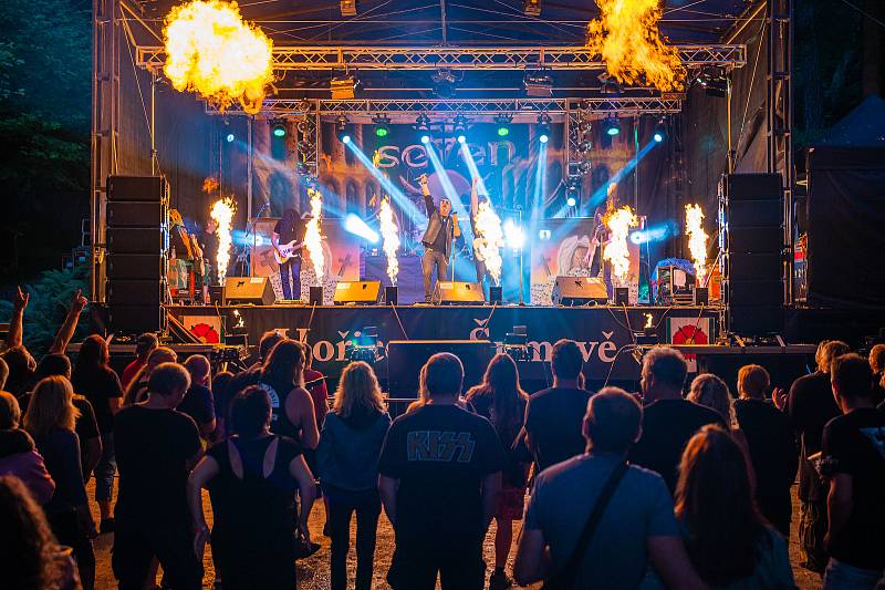 Rock fest Hořice tradičně rozezněl hořický letní amfiteátr.