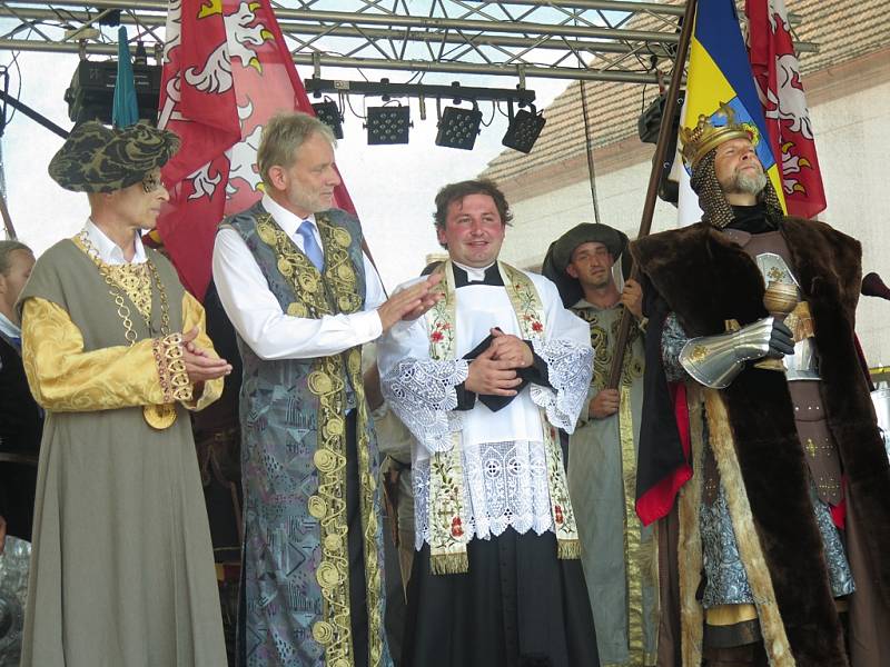 Oslava výročí 750 let města Velešín.