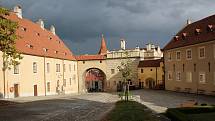 Český Krumlov a zámek už zase zejí neobvyklou prázdnotou.