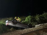 V Loučovicích se srazilo auto s vlakem