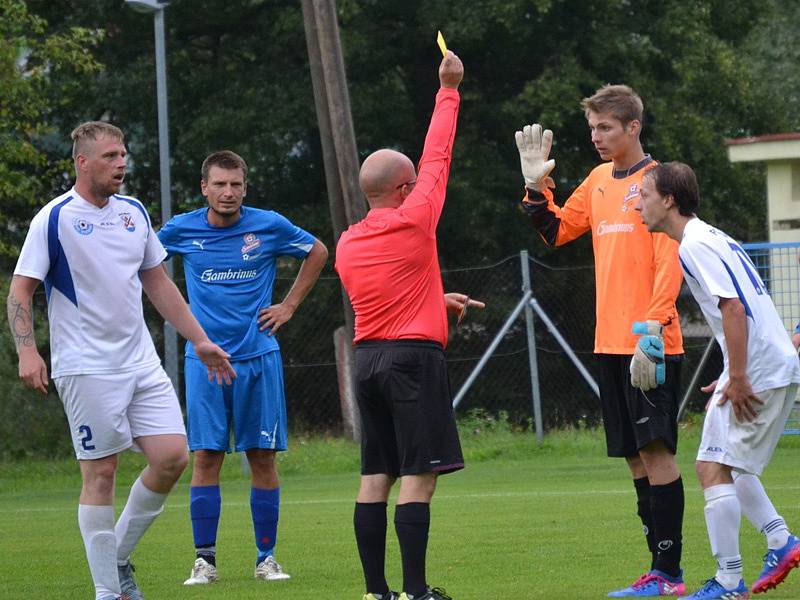 I.B třída - 2. kolo (1. hrané): Vltavan Loučovice (bílé dresy) - FC Šumava Frymburk 4:2 (0:1).