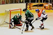 Ani ve druhém vzájemném utkání sezony českokrumlovští hokejisté v duelu se Strakonicemi nebodovali.